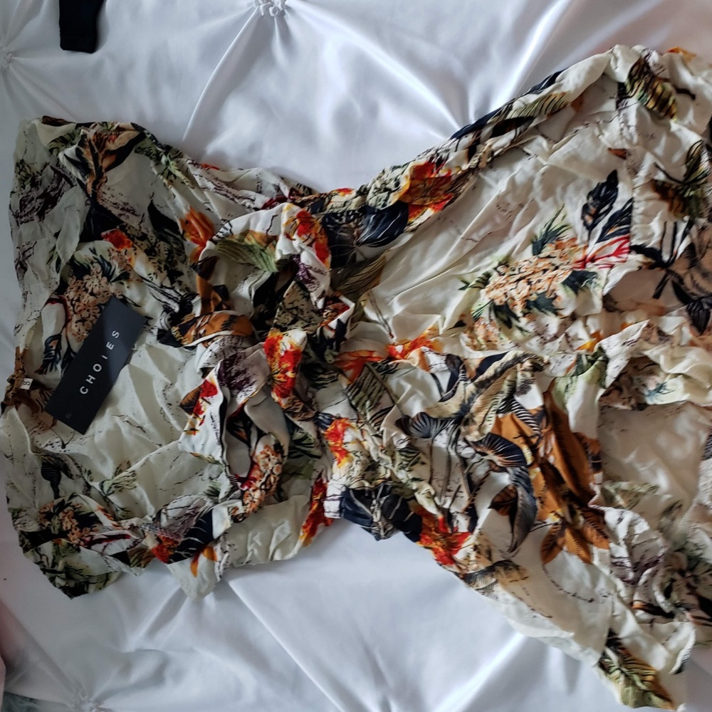 Choies Womens V Front Leaf Print Cap Sleeve Romper